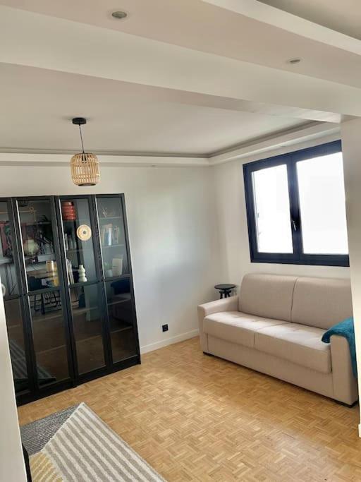 Magnifique Appartement Neuilly Sur Marne Entre Paris Et Disneyland Buitenkant foto